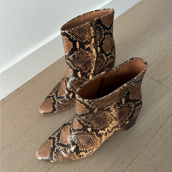 Madewell The Fiona Boot in Snake Embossed Leather - Picture 8 of 13